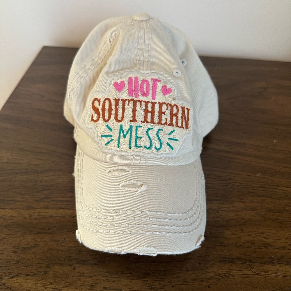 NWOT Cream Distressed Cap with Embroidered Design - Picture 1 of 4